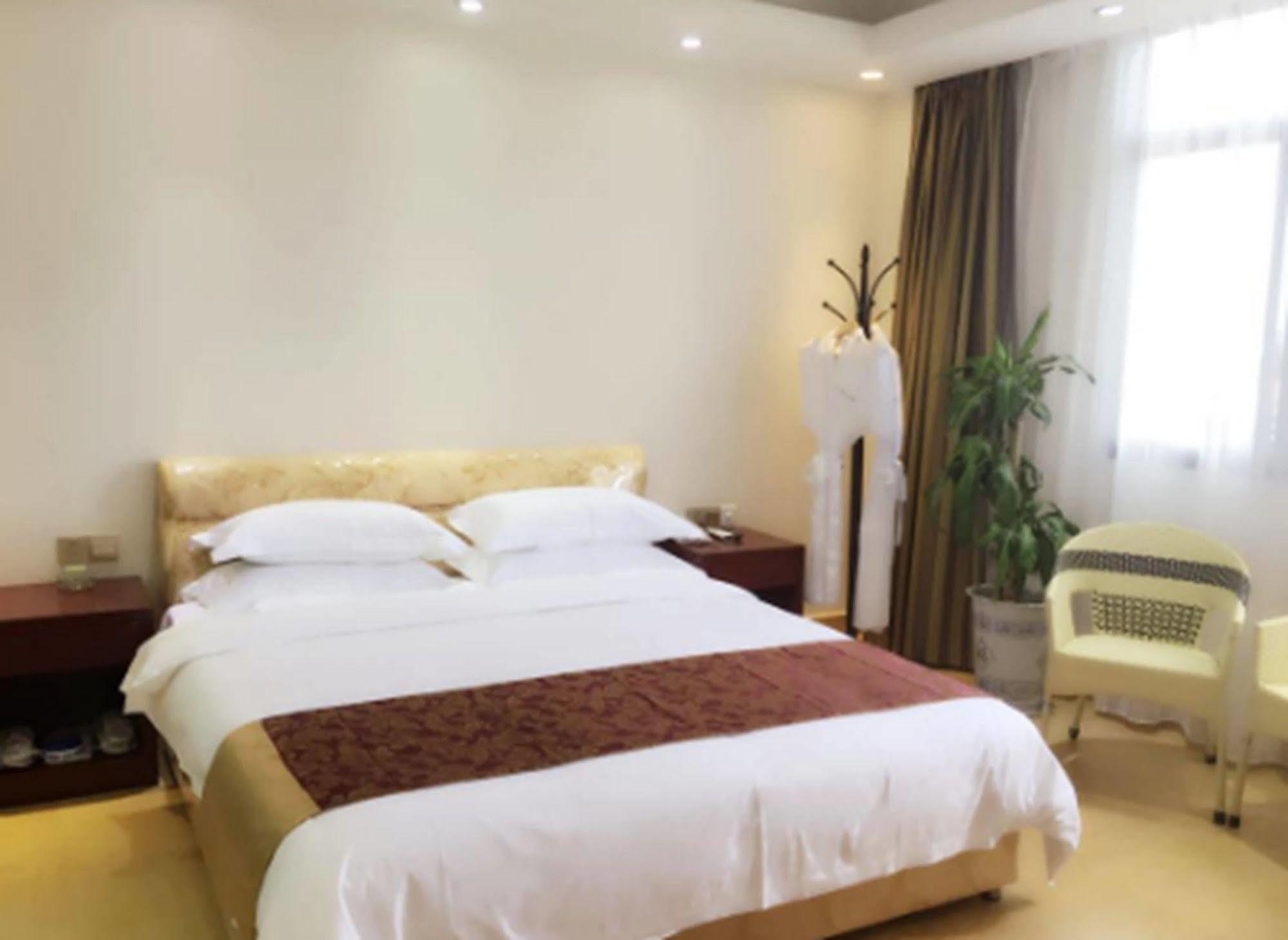 Ban Si Khay Jian Guo Grand Hotel מראה חיצוני תמונה